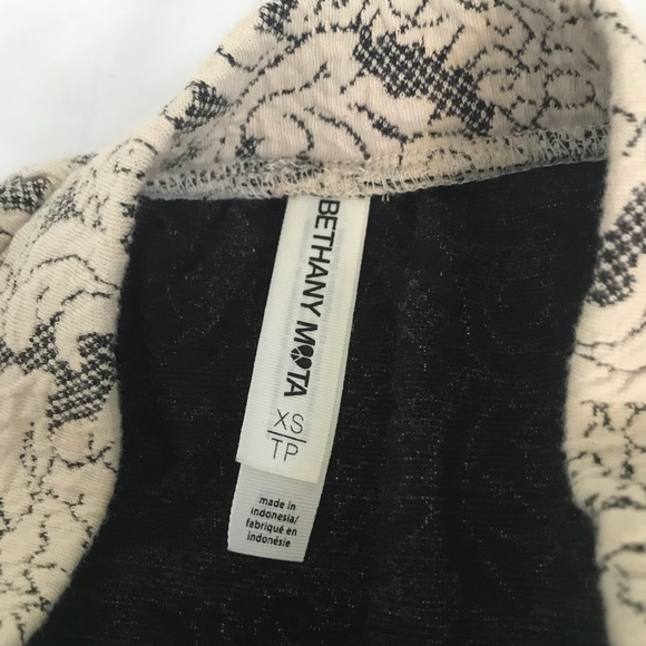 Aeropostale Bethany Mota Skirt - Picture 2 of 2